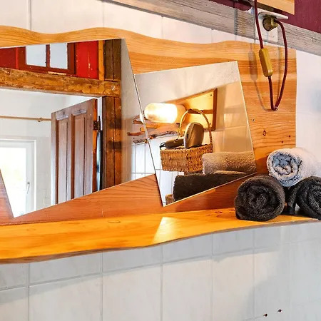 Fuchsbau In Der Ktv Lejlighed Rostock