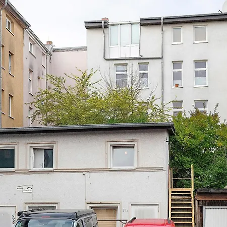 Fuchsbau In Der Ktv Daire Rostock